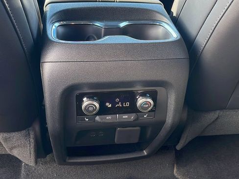 New 2026 GMC Acadia Denali w/ Super Cruise Package image 16