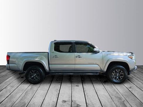 Used 2023 Toyota Tacoma SR5 w/ Technology Package AWD/4WD image 6