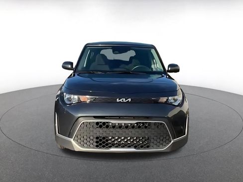 Used 2025 Kia Soul LX w/ LX Technology Package image 5