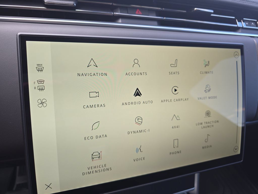 New 2026 Land Rover Range Rover SE AWD/4WD image 16