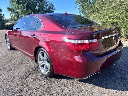 Used 2008 Lexus LS 460 L w/ Preferred Accessory Pkg RWD image 7