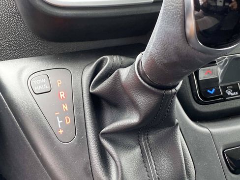 Used 2025 RAM ProMaster 3500 w/ Quick Order Package 22H SLT+ FWD image 17