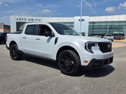 New 2026 Ford Maverick Lariat w/ Black Appearance Package AWD/4WD image 37