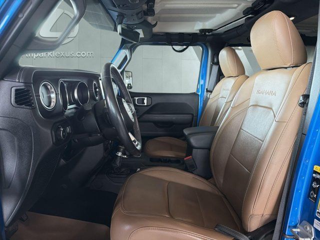 Used 2023 Jeep Wrangler Unlimited Sahara w/ Cold Weather Group AWD/4WD image 7