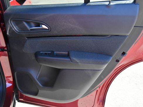 Used 2024 Honda Prologue EX image 43