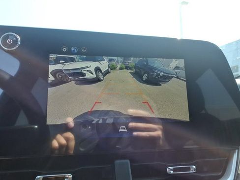 New 2026 Chevrolet Equinox LT AWD/4WD image 10