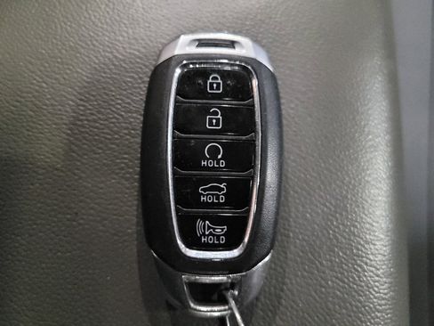Used 2021 Hyundai Elantra SEL w/ Cargo Package FWD image 32