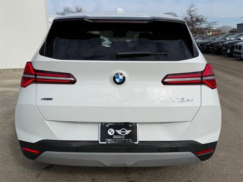 Certified 2025 BMW X3 xDrive30i image 4