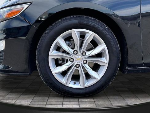 Used 2023 Chevrolet Malibu LT w/ Driver Confidence Package FWD image 9