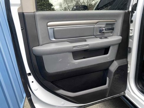 Used 2018 RAM 2500 Big Horn image 36