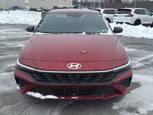 Used 2025 Hyundai Elantra Sport FWD image 15