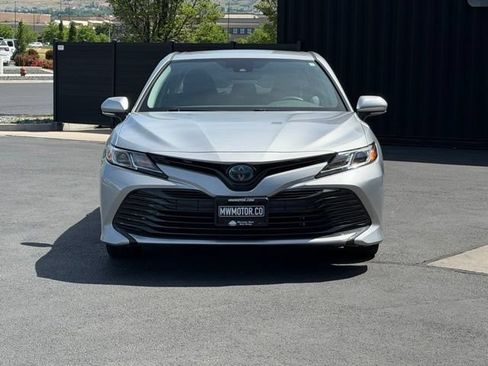 Used 2020 Toyota Camry LE w/ Fleet Convenience Package FWD image 2