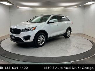 Used 2016 Kia Sorento LX video 1