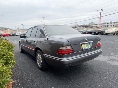 Used 1995 Mercedes-Benz E 320 Sedan image 6