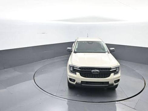 New 2025 Ford Ranger XLT w/ Equipment Group 301A High image 19