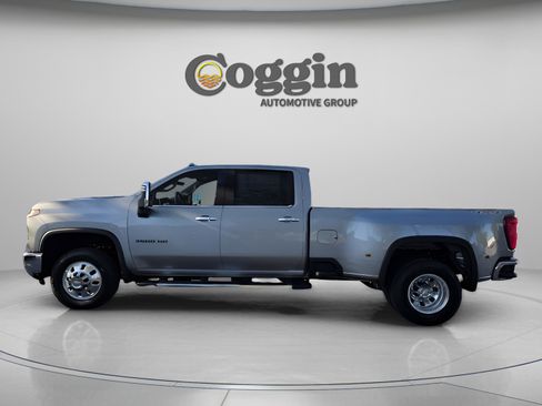 New 2026 Chevrolet Silverado 3500 LTZ w/ LTZ Plus Package image 2