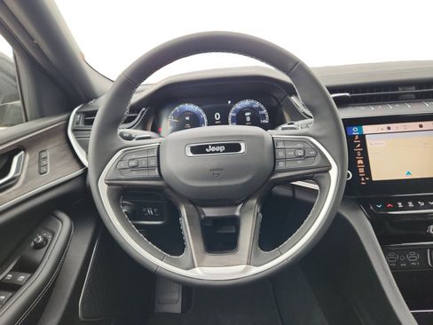 New 2026 Jeep Grand Cherokee Limited w/ Limited Altitude Package RWD image 12