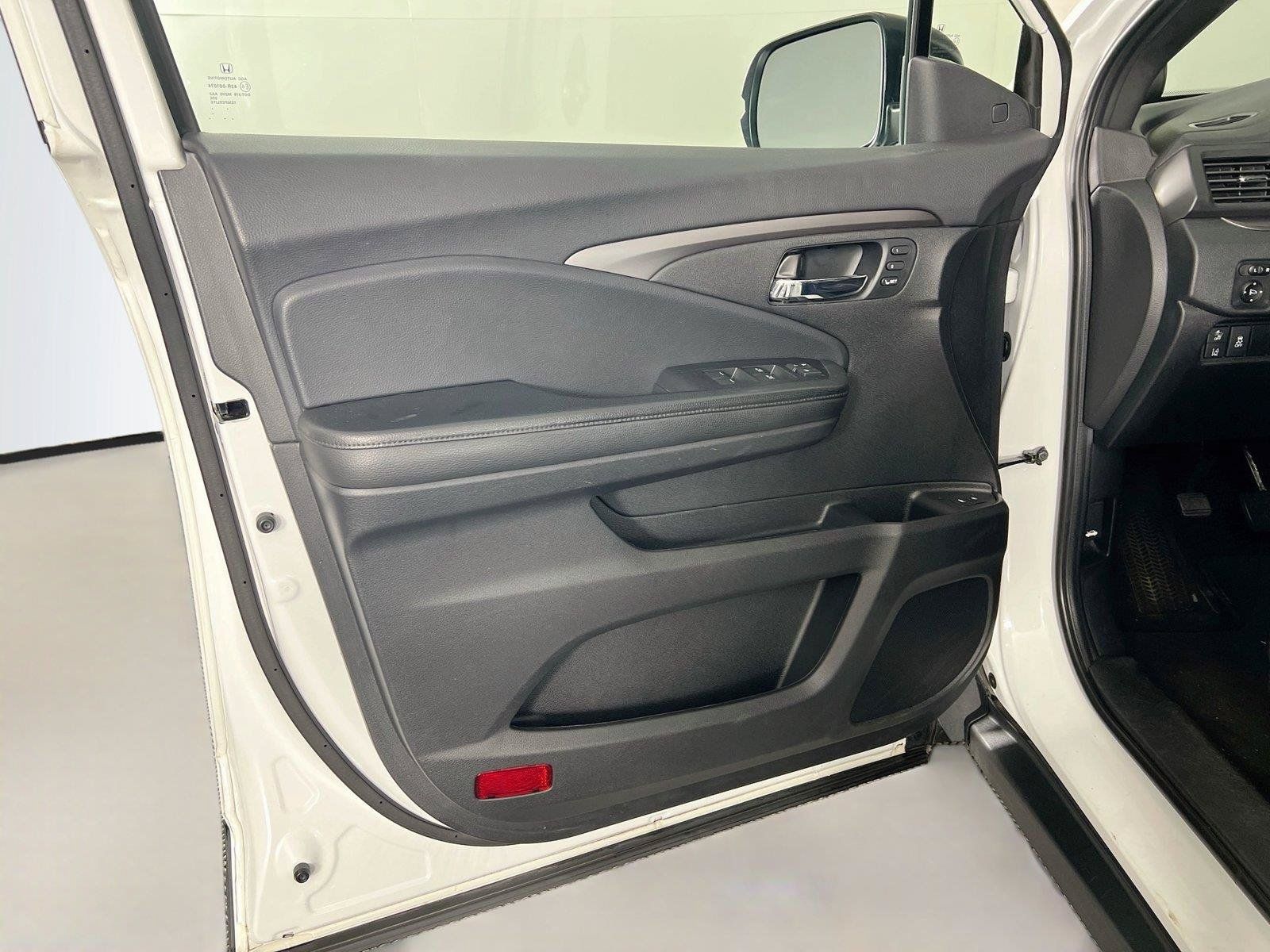 Used 2020 Honda Passport EX-L image 18