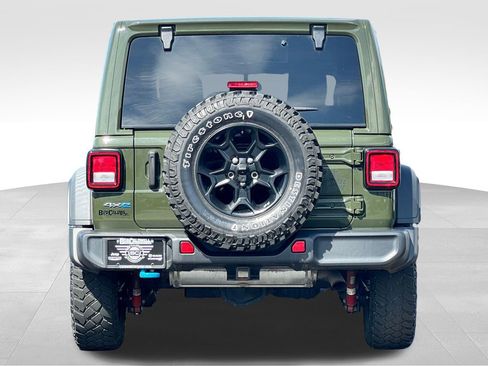 Used 2023 Jeep Wrangler Unlimited w/ Convenience Group AWD/4WD image 6