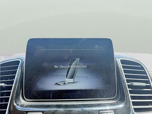 Used 2019 Mercedes-Benz GLS 450 4MATIC image 21