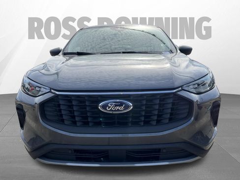 Used 2025 Ford Escape Active FWD image 2