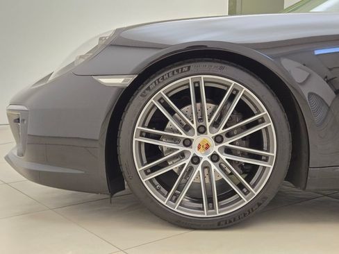 Used 2019 Porsche 911 Carrera RWD image 13