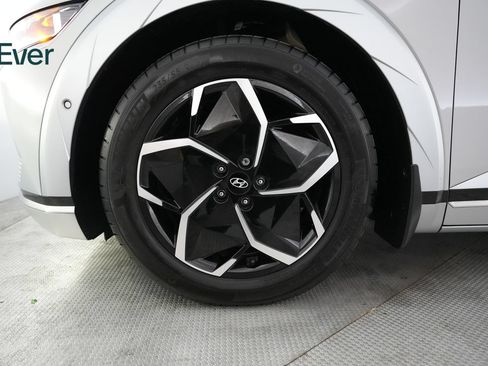 Used 2024 Hyundai Ioniq 5 Limited RWD image 19