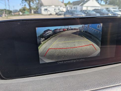 Used 2023 MAZDA MAZDA3 s FWD image 45