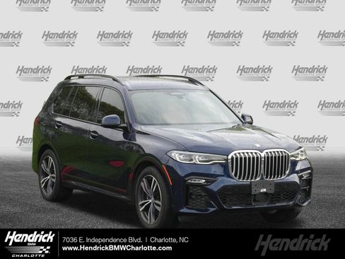 Used 2022 BMW X7 xDrive40i w/ M Sport Package AWD/4WD image 1