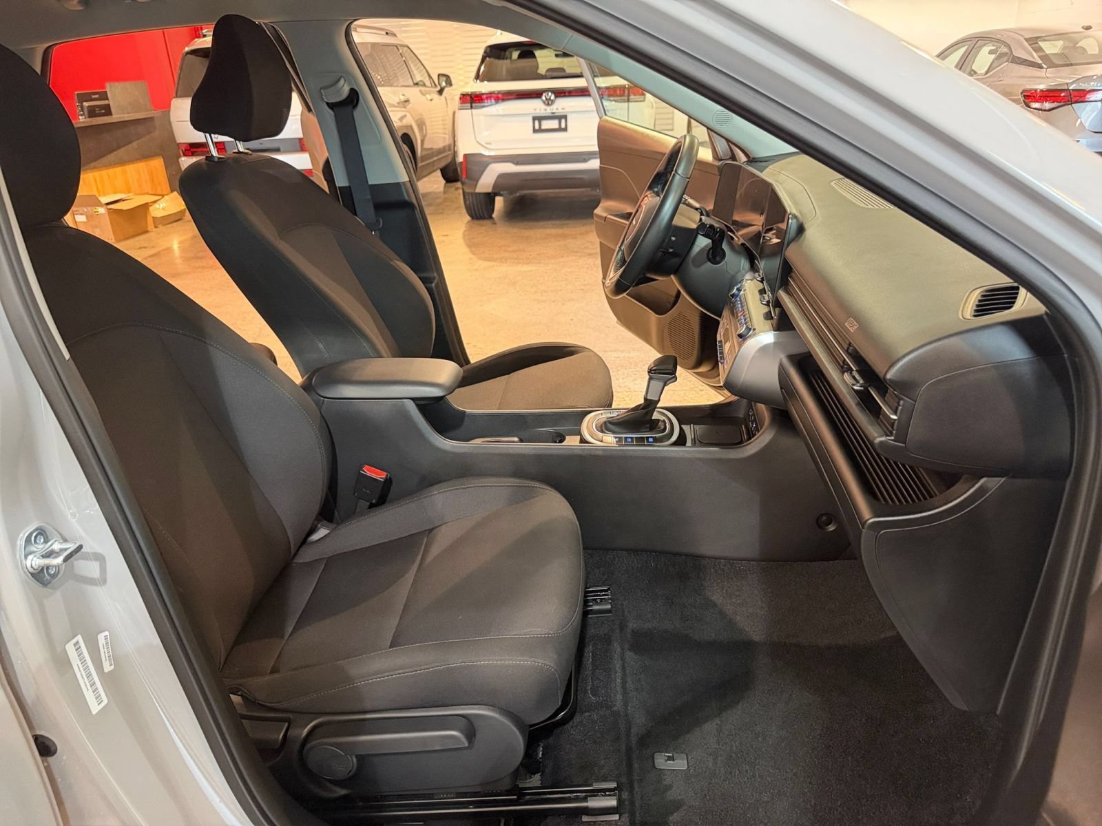 Used 2026 Hyundai Kona SEL Sport FWD image 34