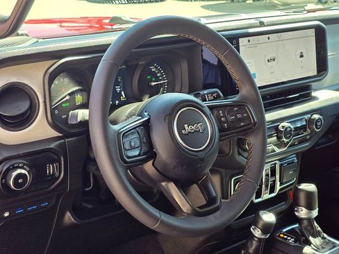 Used 2024 Jeep Wrangler Sport S image 23