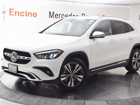 Certified 2025 Mercedes-Benz GLA 250 image 2