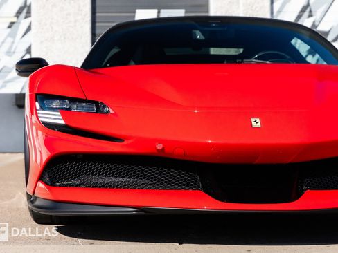 Used 2023 Ferrari SF90 Stradale image 4