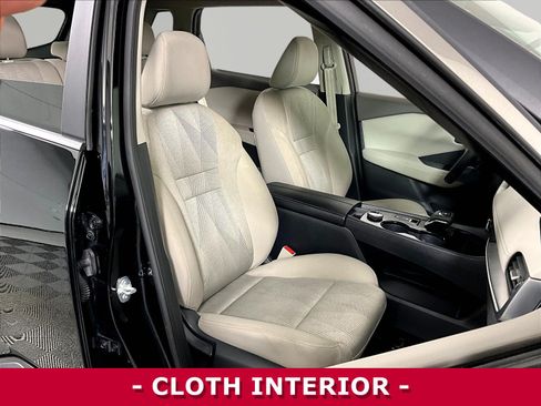 Certified 2025 Nissan Rogue SV AWD/4WD image 28