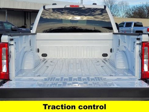 New 2026 Ford F250 XLT w/ FX4 Off-Road Package AWD/4WD image 9
