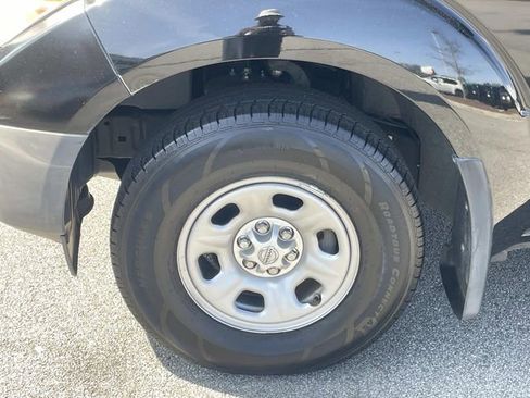 Used 2017 Nissan Frontier S image 9