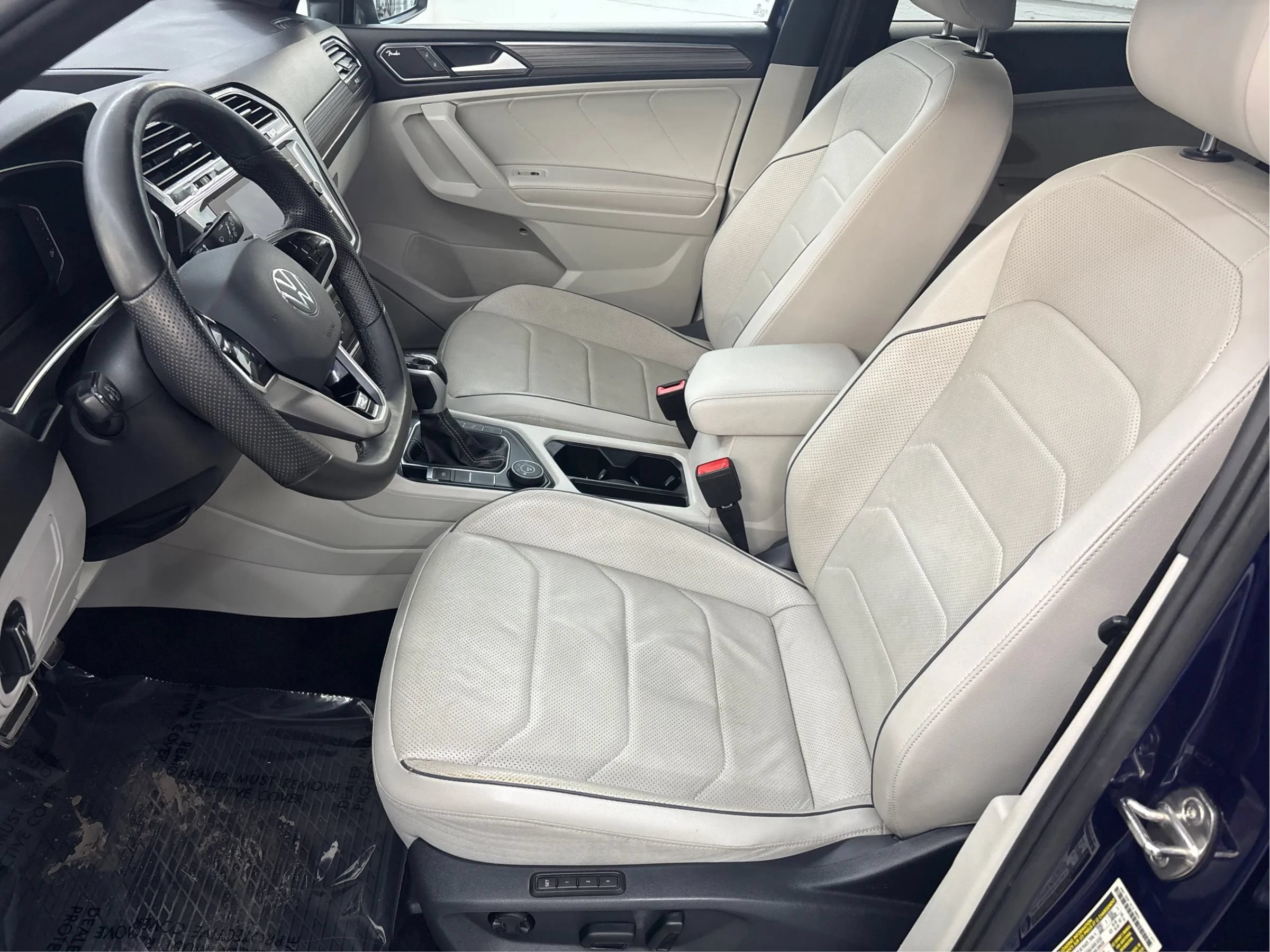 Used 2022 Volkswagen Tiguan SEL R-Line AWD/4WD image 13