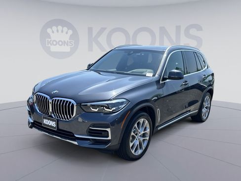 Used 2022 BMW X5 xDrive40i w/ Luxury Seating Package AWD/4WD image 5