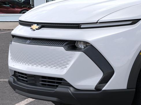 New 2026 Chevrolet Equinox EV LT image 23