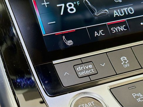 Used 2023 Audi Q8 Premium w/ Convenience Package image 22