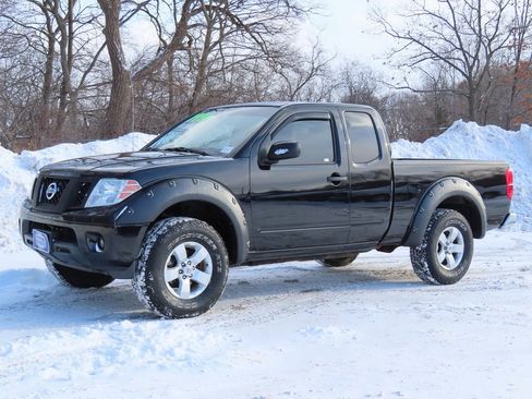 Used 2012 Nissan Frontier SV w/ SV Premium Utility Pkg image 16