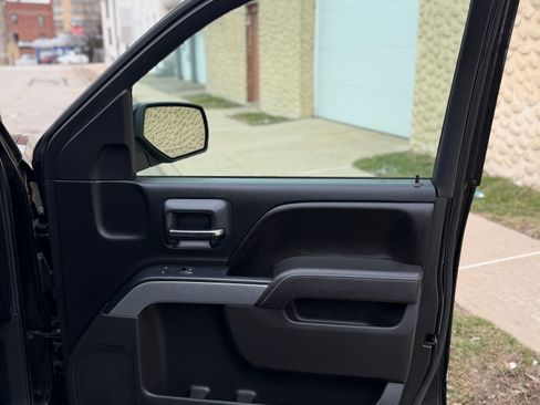 Used 2017 Chevrolet Silverado 1500 LT w/ All Star Edition image 29