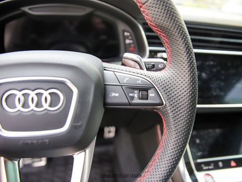 Used 2025 Audi RS Q8 performance image 31