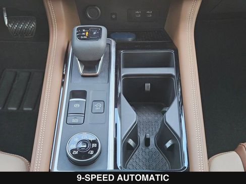 New 2026 Nissan Pathfinder Platinum AWD/4WD image 25