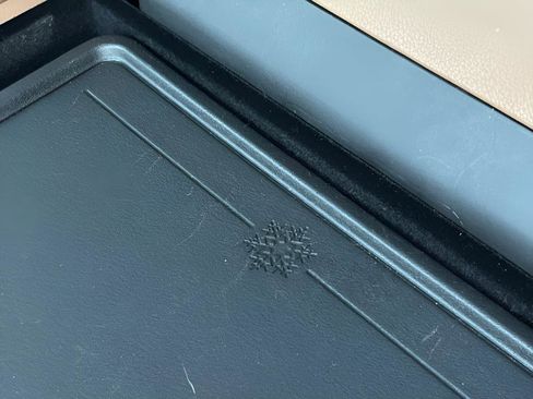 Used 2017 Cadillac Escalade ESV Platinum image 58