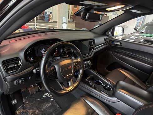 Used 2024 Dodge Durango GT image 11
