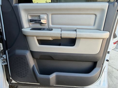 Used 2012 RAM 2500 SLT AWD/4WD image 16