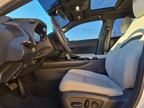 Used 2021 Lexus UX 250h w/ Accessory Package (Z2) image 16