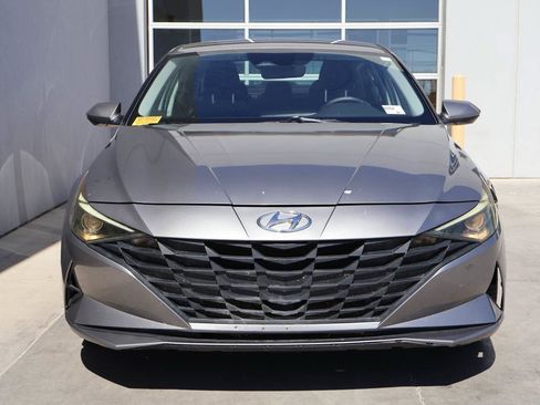 Used 2023 Hyundai Elantra SEL w/ Convenience Package FWD image 5
