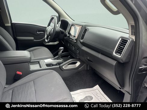 Certified 2023 Nissan Frontier SV w/ SV Convenience Package RWD image 23